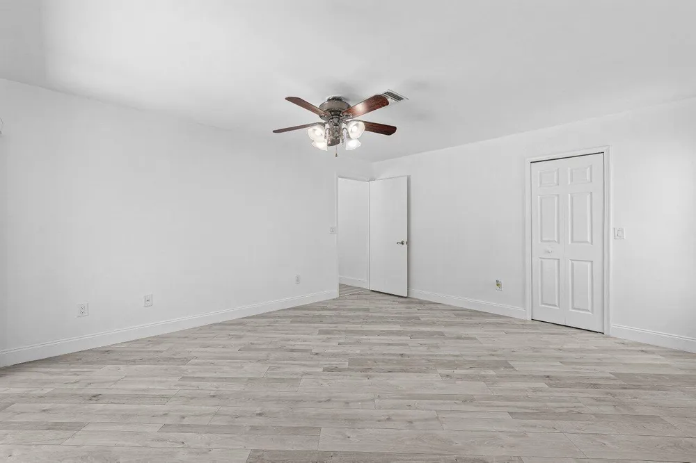 6930 NW 2nd Terrace Boca Raton, FL 33487
