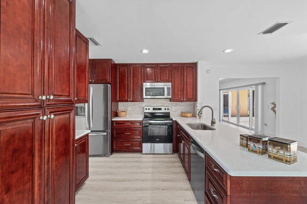 6930 NW 2nd Terrace Boca Raton, FL 33487