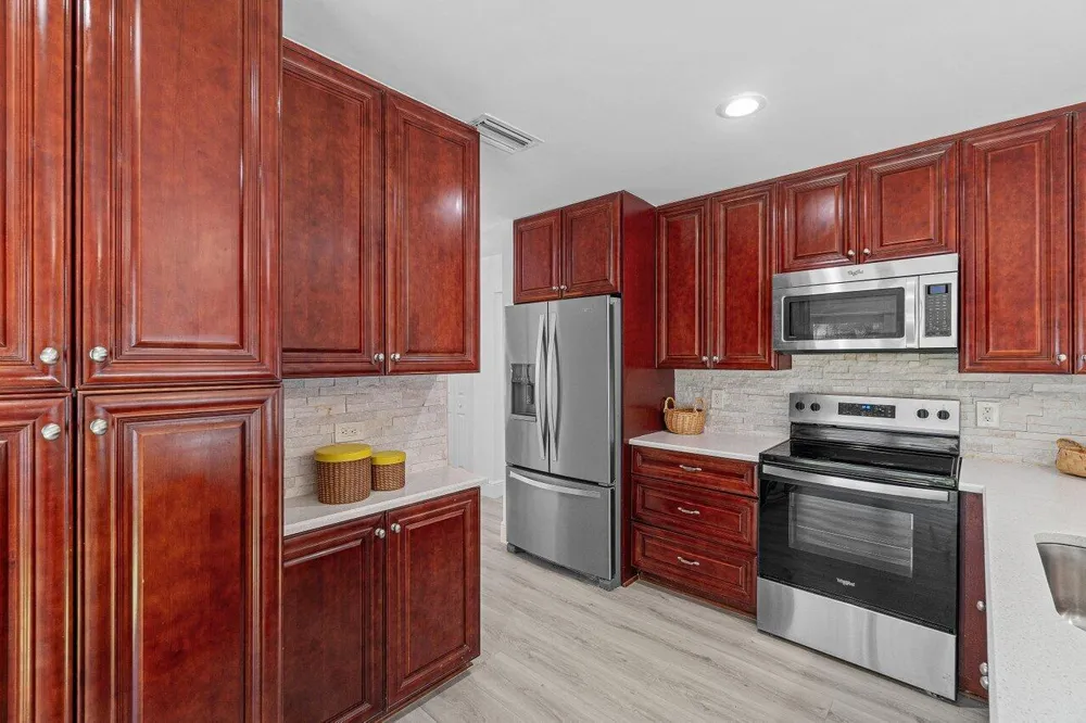 6930 NW 2nd Terrace Boca Raton, FL 33487