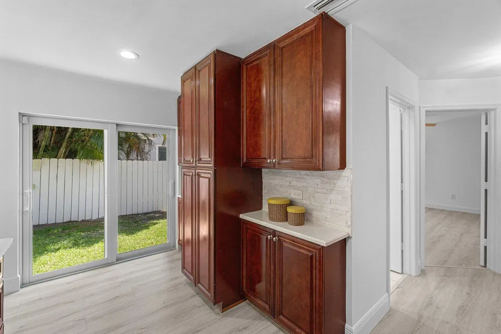6930 NW 2nd Terrace Boca Raton, FL 33487