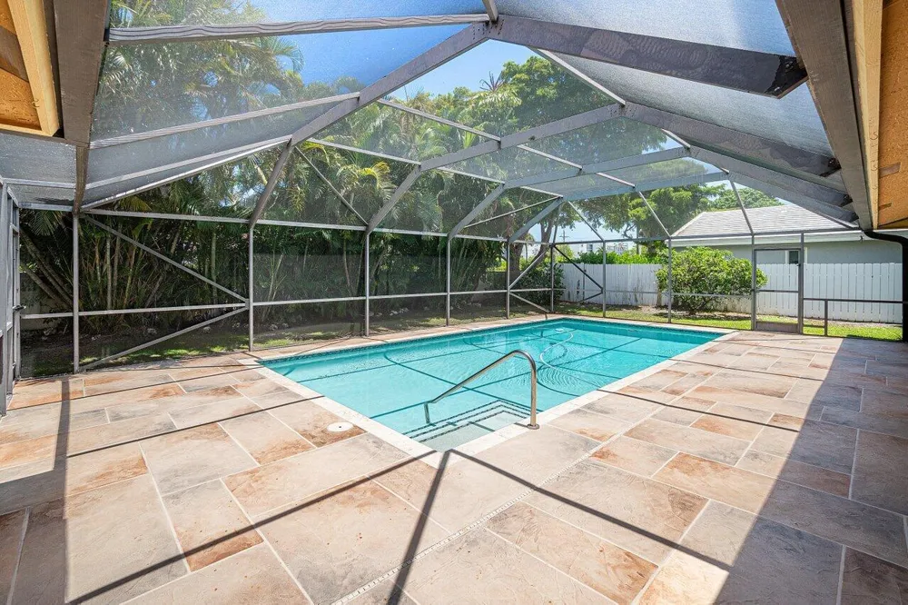 6930 NW 2nd Terrace Boca Raton, FL 33487
