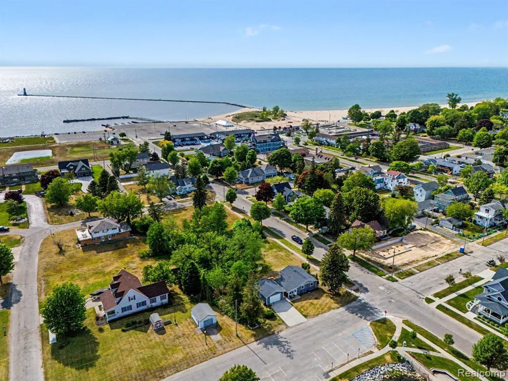 701 W Loomis Street Ludington, MI 49431