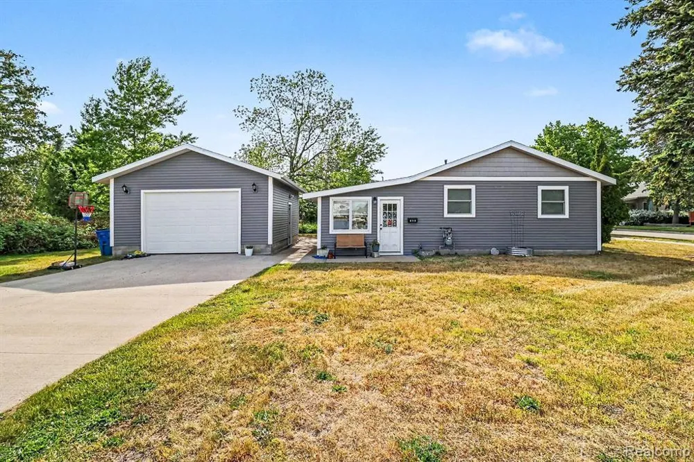 701 W Loomis Street Ludington, MI 49431