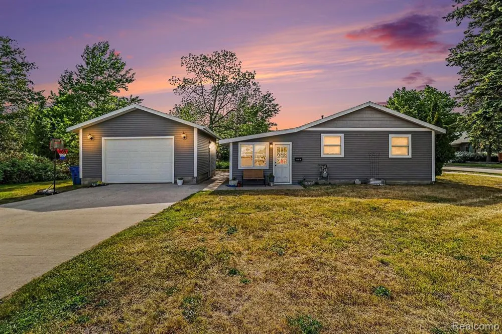 701 W Loomis Street Ludington, MI 49431