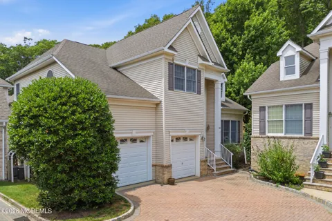 25 Brittany Court