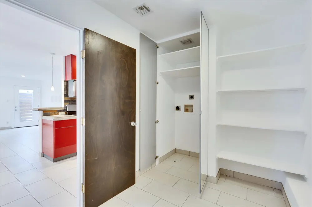 1917 Barge Street #104 Austin, TX 78745