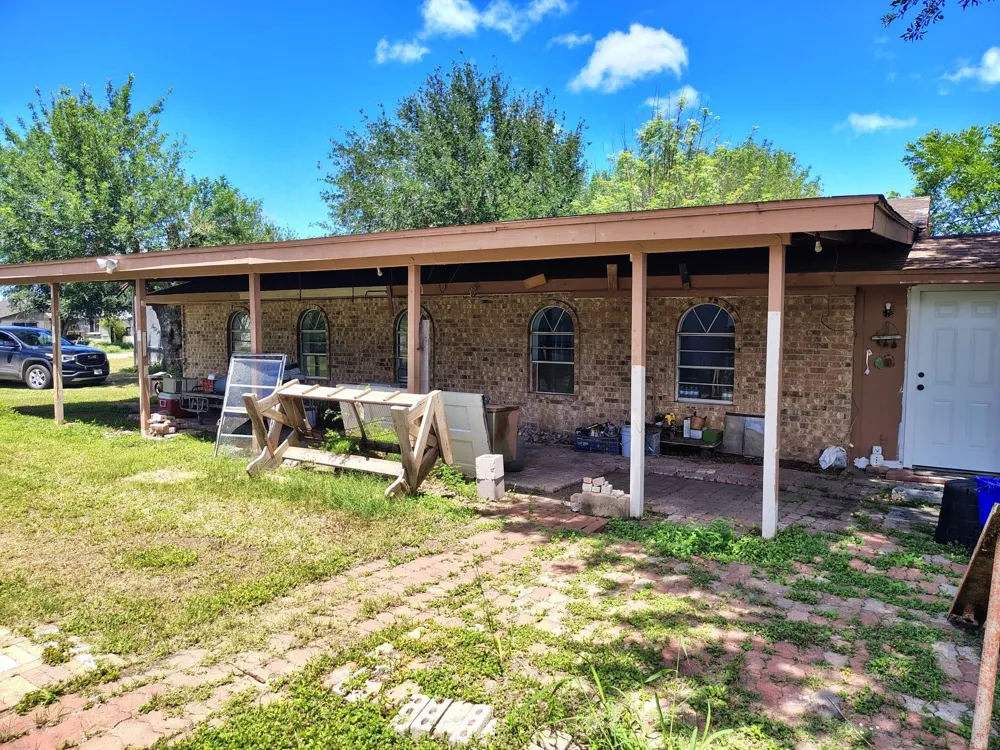31984 Roberto Street Rio Hondo, TX 78583