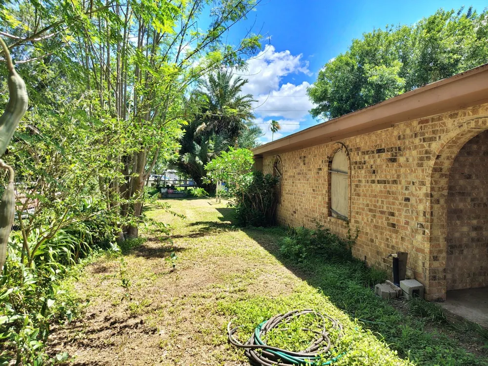 31984 Roberto Street Rio Hondo, TX 78583