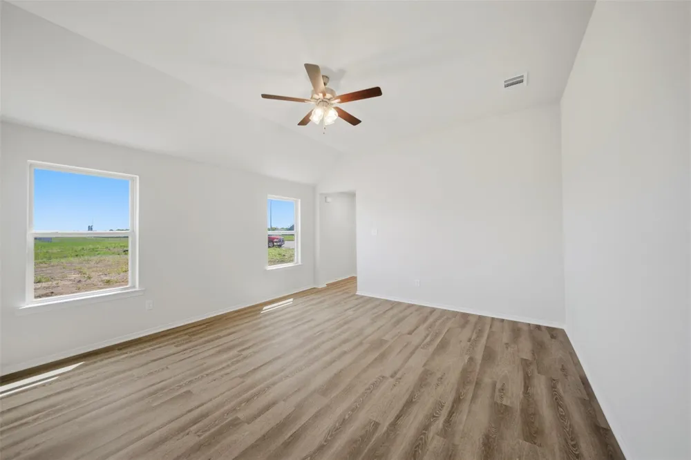 137 Cotton Cove Snook, TX 77879