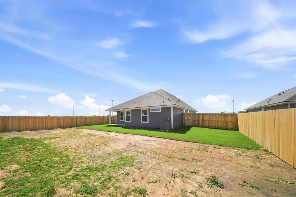 137 Cotton Cove Snook, TX 77879