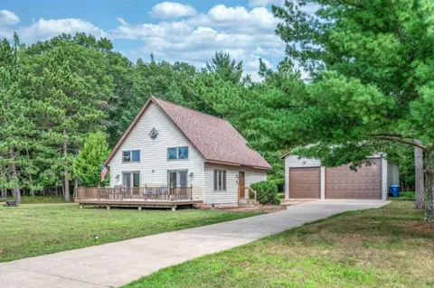 28994 Hanscom Lake Trailway