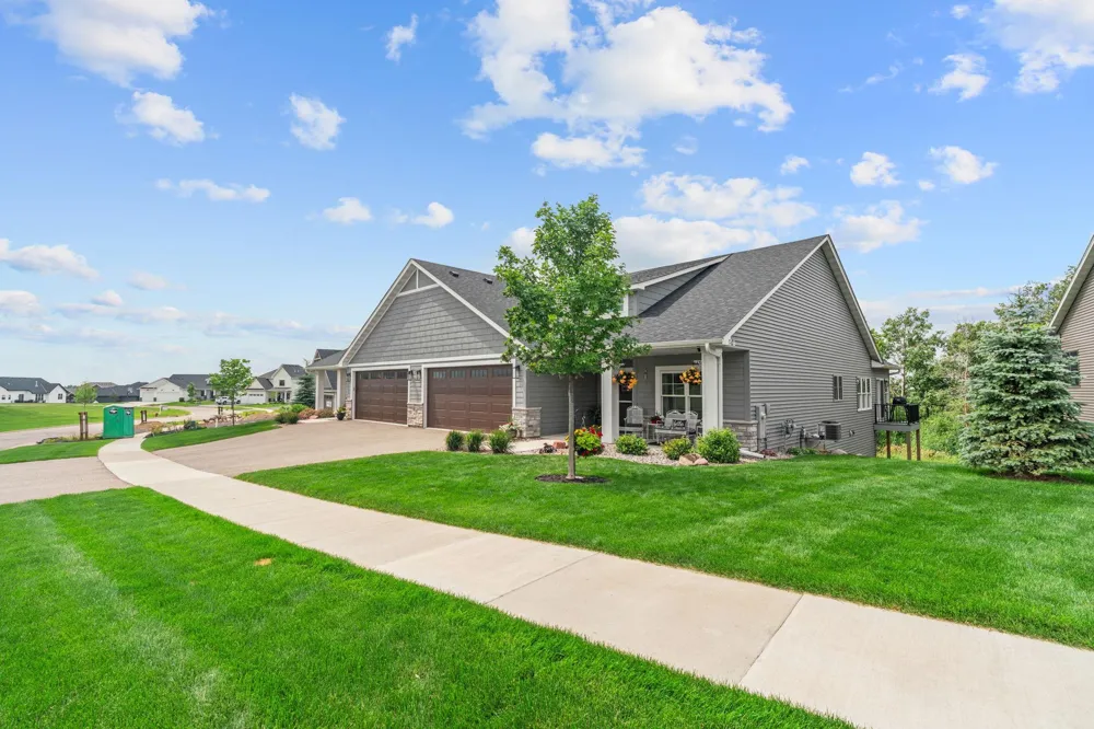 27100 Petes Hill Trail Elko New Market, MN 55020