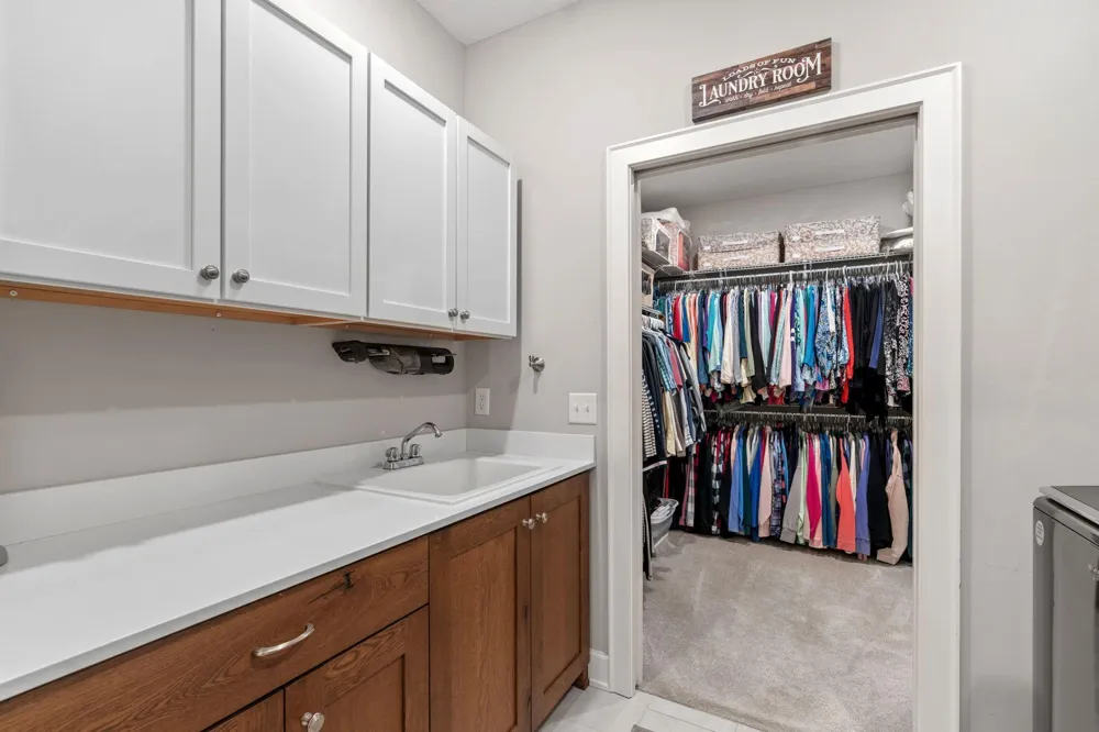 27100 Petes Hill Trail Elko New Market, MN 55020