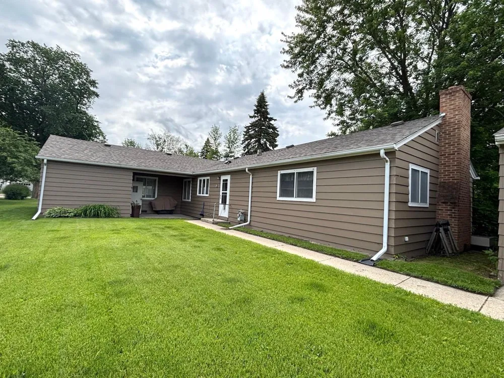 907 Arnold Avenue Thief River Falls, MN 56701