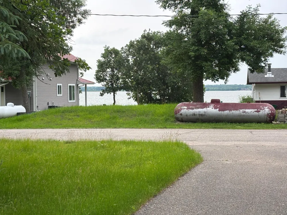 15876 Sandy Beach Road SE Mentor, MN 56736