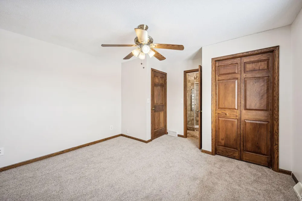 7050 Pioneer Trail Greenfield, MN 55357