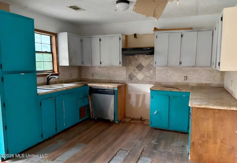 1983 County Road 350 Enterprise, MS 39330