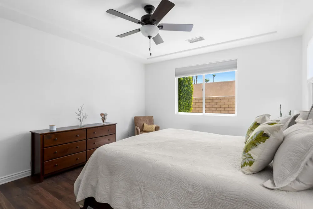 240 Paseo Vista Circle Palm Desert, CA 92260