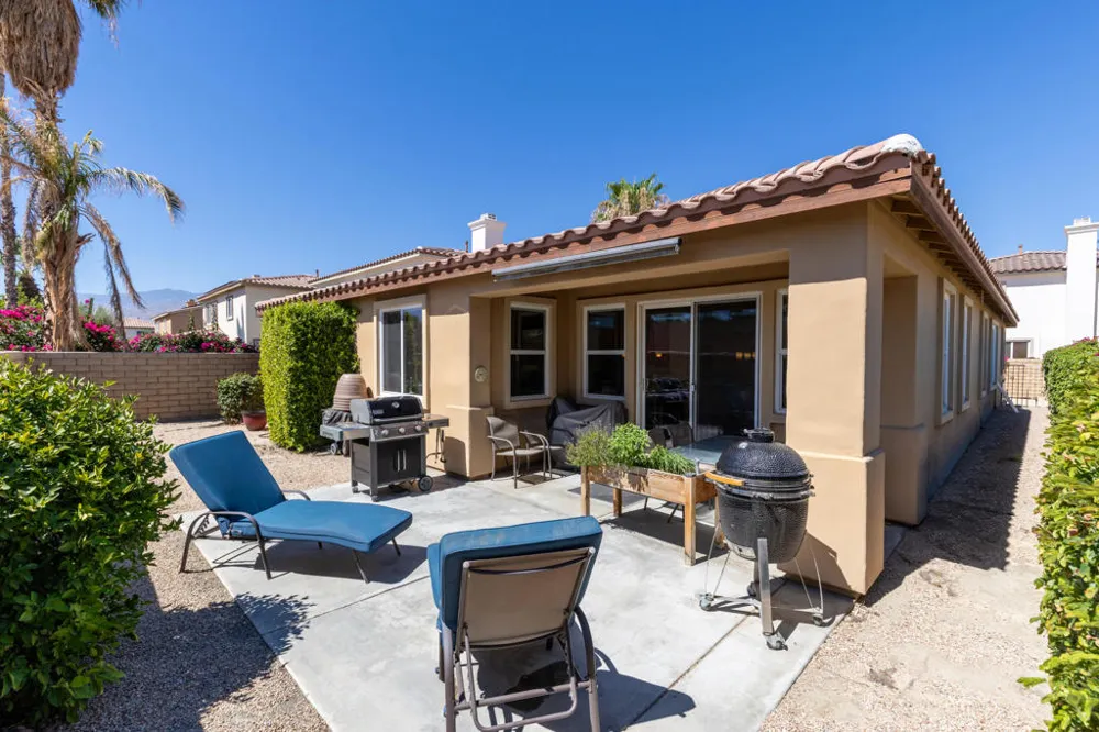 240 Paseo Vista Circle Palm Desert, CA 92260