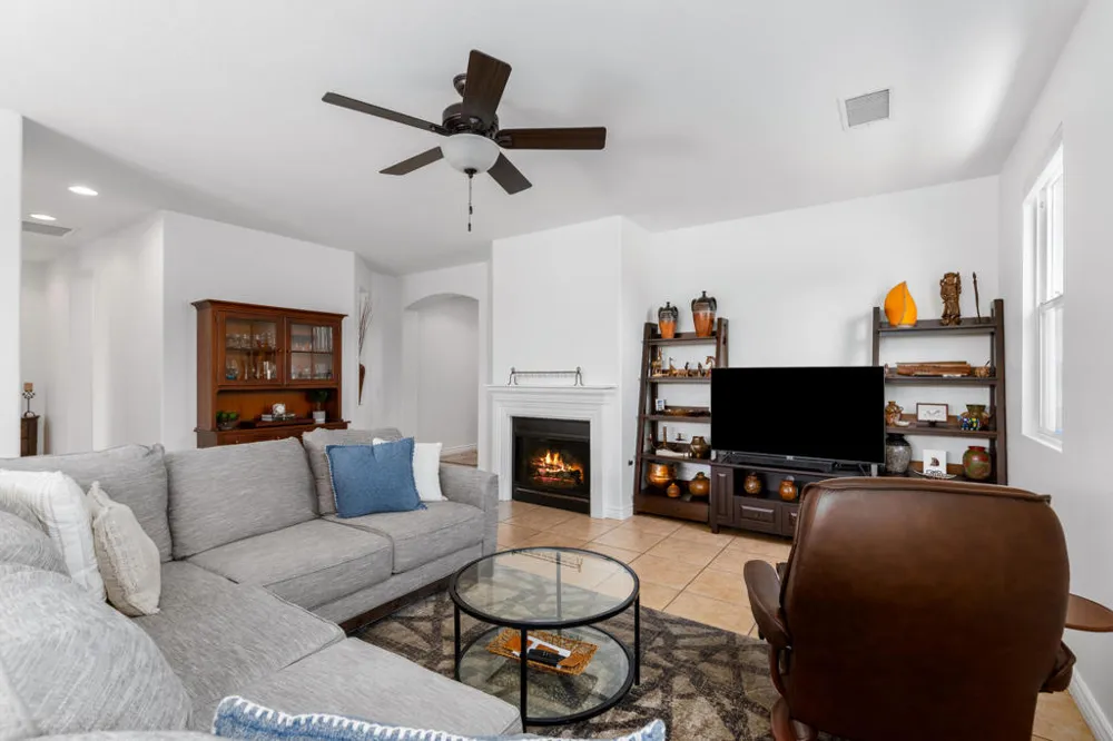 240 Paseo Vista Circle Palm Desert, CA 92260
