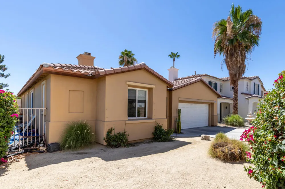 240 Paseo Vista Circle Palm Desert, CA 92260