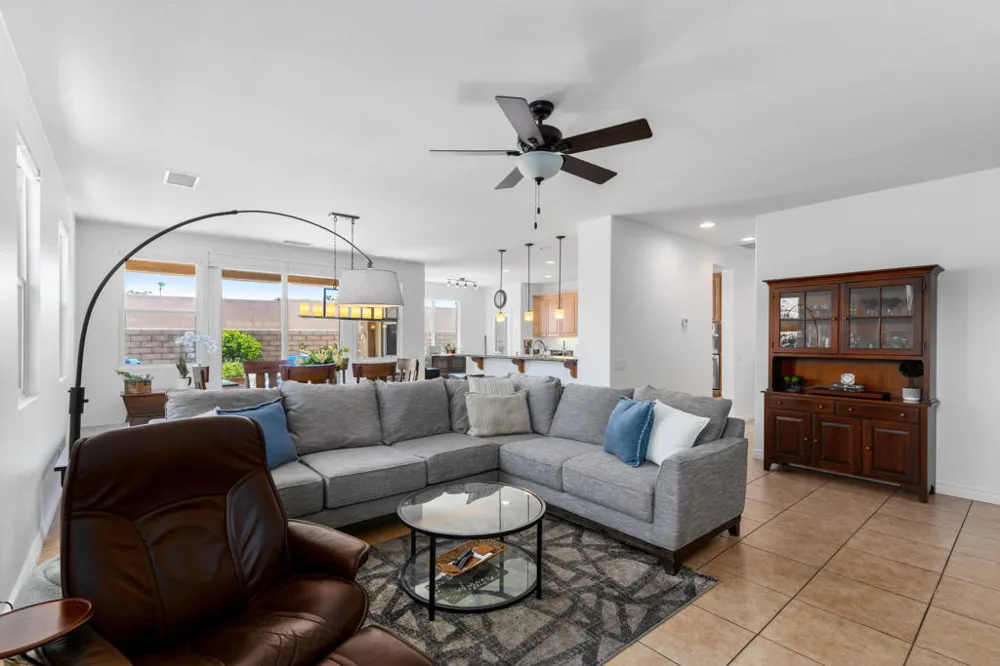 240 Paseo Vista Circle Palm Desert, CA 92260