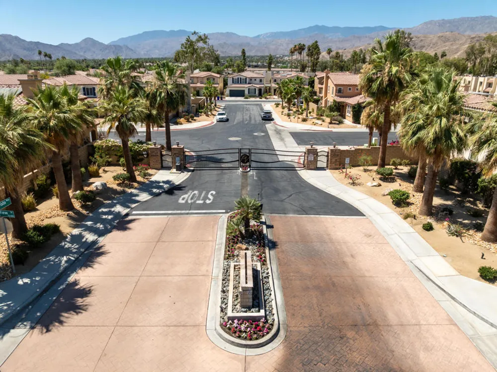 240 Paseo Vista Circle Palm Desert, CA 92260