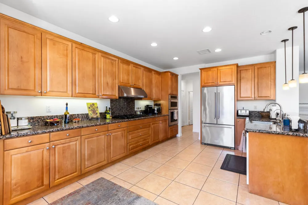 240 Paseo Vista Circle Palm Desert, CA 92260