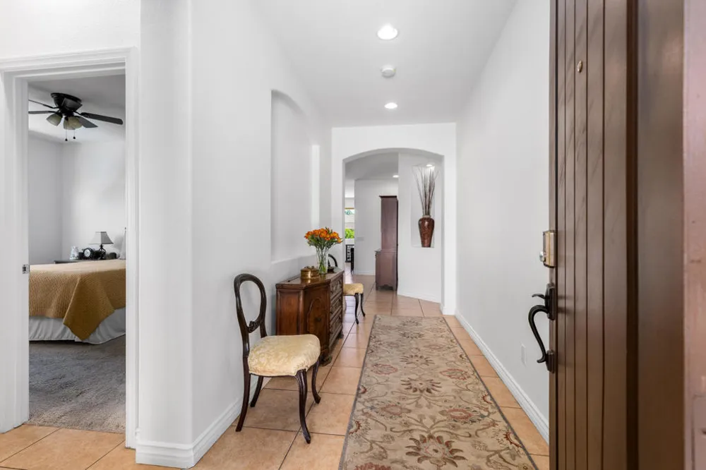 240 Paseo Vista Circle Palm Desert, CA 92260