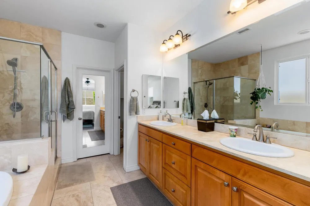 240 Paseo Vista Circle Palm Desert, CA 92260