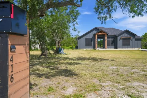 416 Stephens Loop