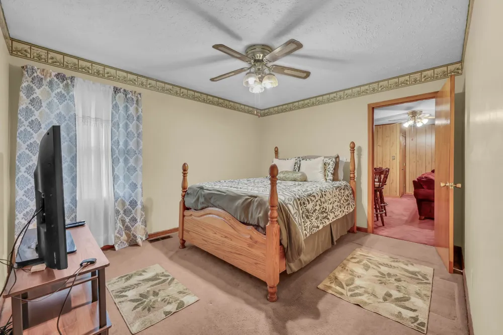 118 S Campbell St Hopkinsville, KY 42240