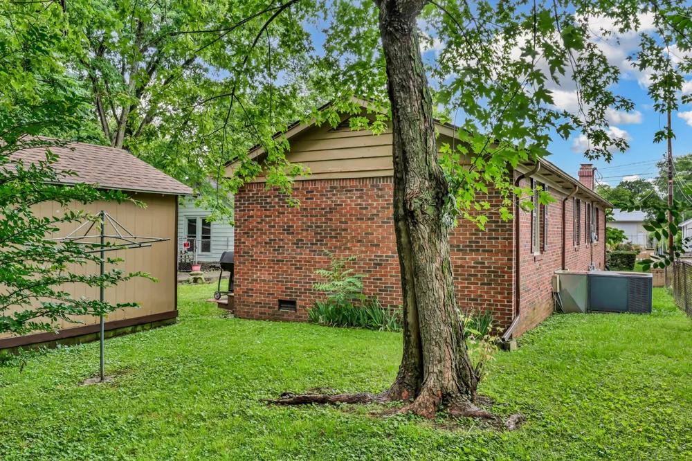 118 S Campbell St Hopkinsville, KY 42240