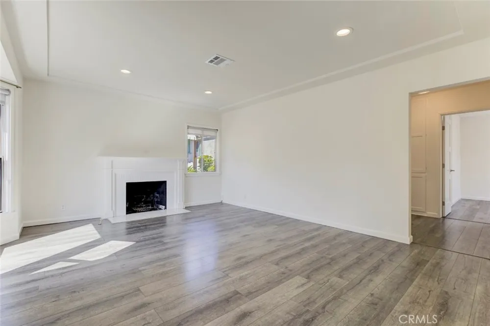 4116 Briggs Avenue Montrose, CA 91020