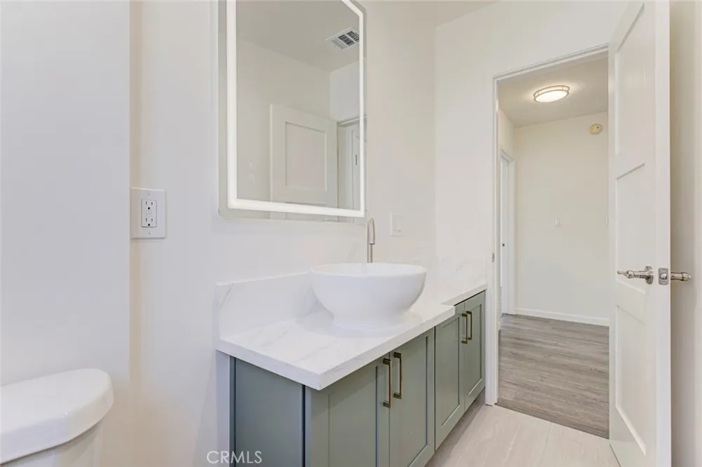 4116 Briggs Avenue Montrose, CA 91020