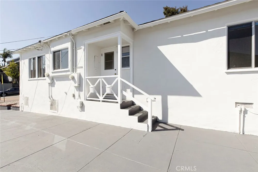 4116 Briggs Avenue Montrose, CA 91020