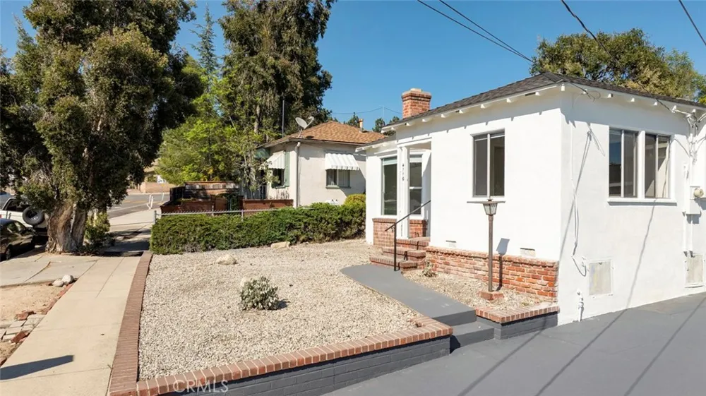 4116 Briggs Avenue Montrose, CA 91020