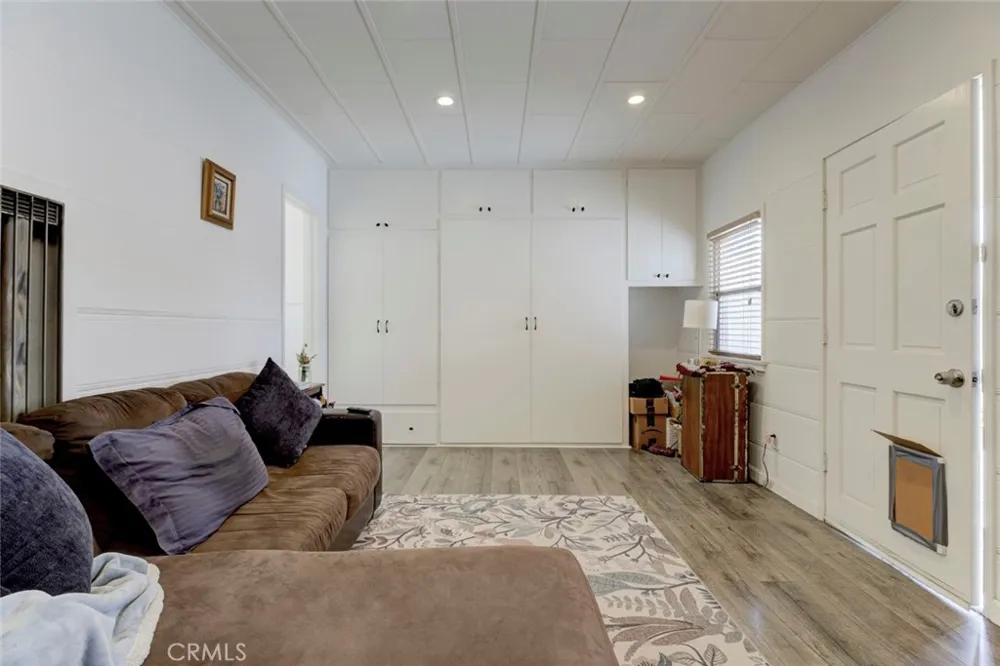 4116 Briggs Avenue Montrose, CA 91020