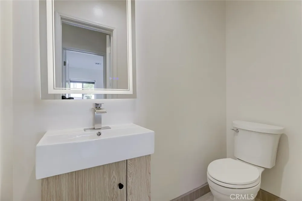 4116 Briggs Avenue Montrose, CA 91020
