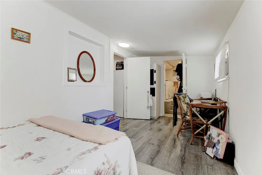 4116 Briggs Avenue Montrose, CA 91020