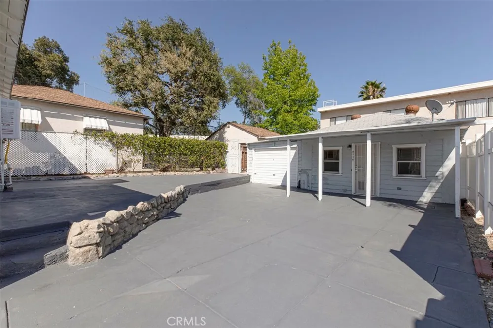 4116 Briggs Avenue Montrose, CA 91020