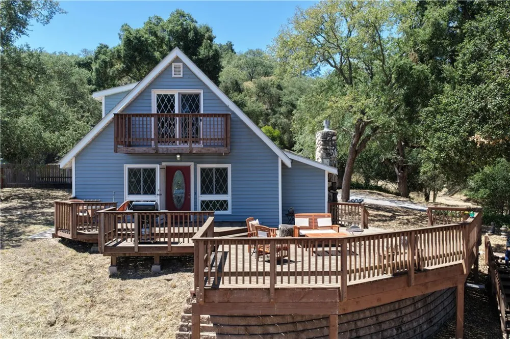 7760 Valle Ave. Atascadero, CA 93422