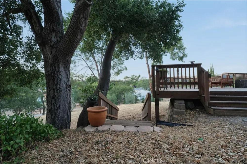 7760 Valle Ave. Atascadero, CA 93422