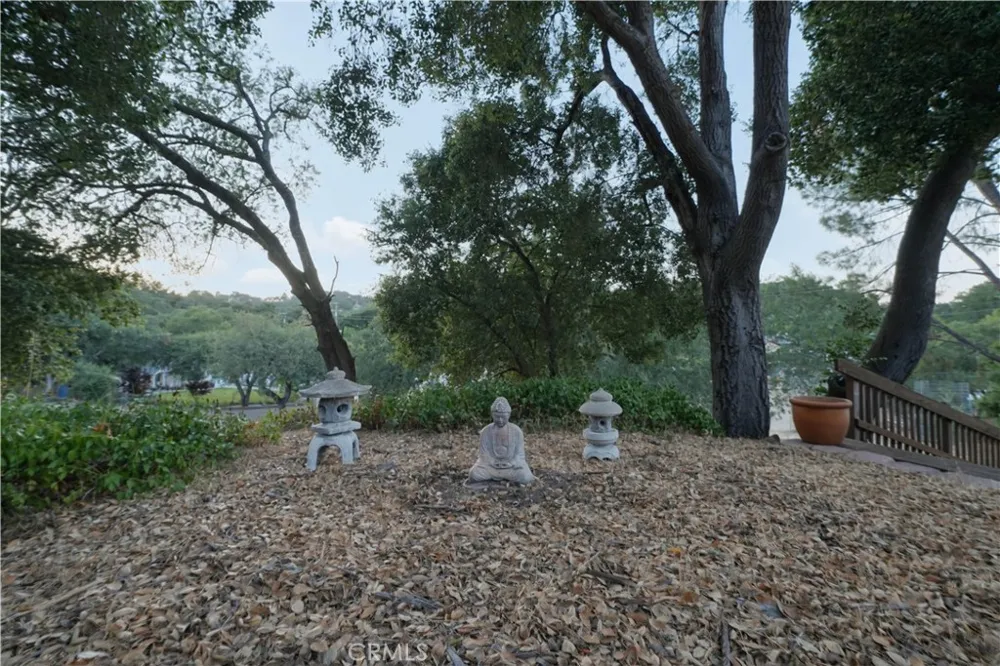 7760 Valle Ave. Atascadero, CA 93422