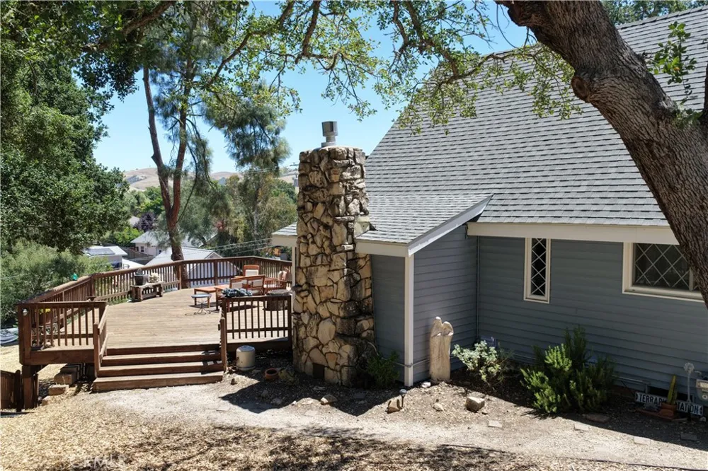 7760 Valle Ave. Atascadero, CA 93422