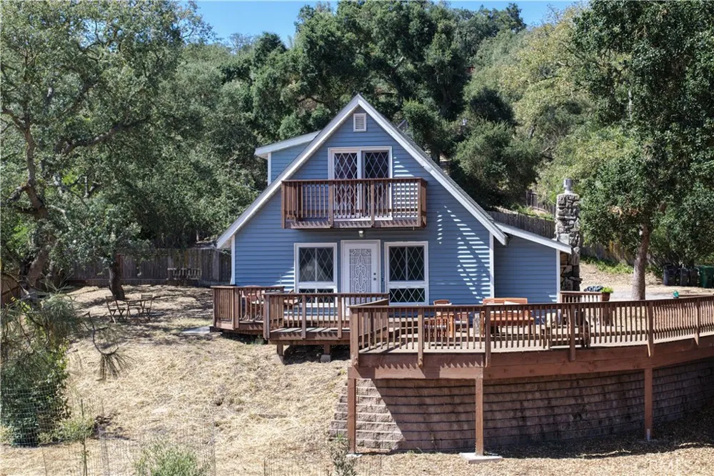 7760 Valle Ave. Atascadero, CA 93422