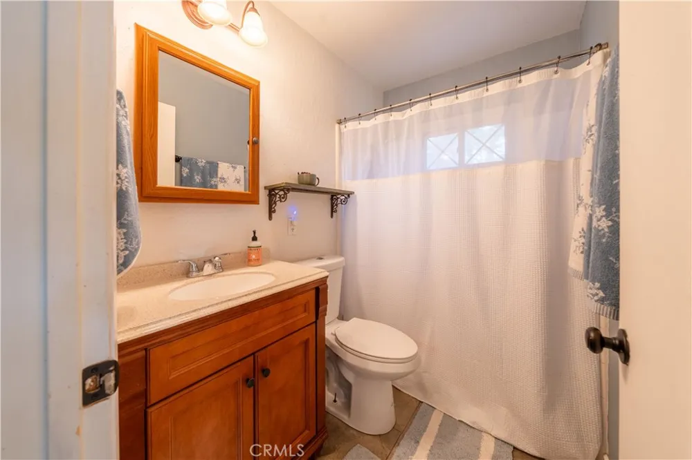 7760 Valle Ave. Atascadero, CA 93422