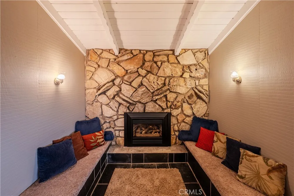 7760 Valle Ave. Atascadero, CA 93422
