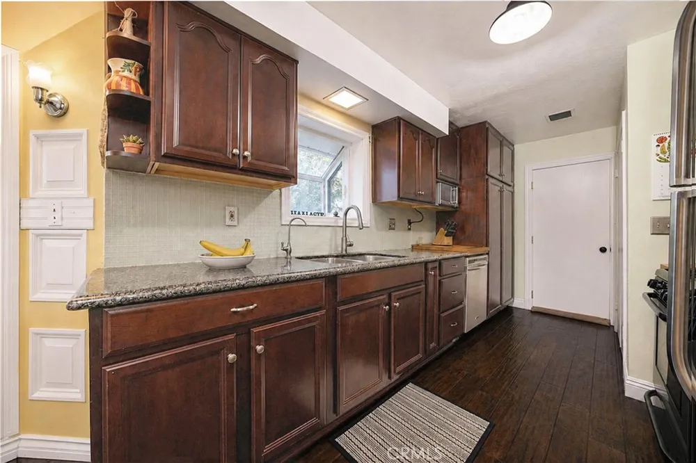 7760 Valle Ave. Atascadero, CA 93422