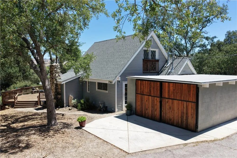 7760 Valle Ave. Atascadero, CA 93422